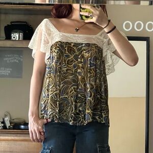 Petticoat Alley Sheer Printed Lace Trim Top